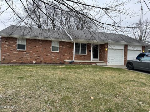 Photo of 42 N Melody Lane, Waterville, OH 43566 (MLS # 10005275)
