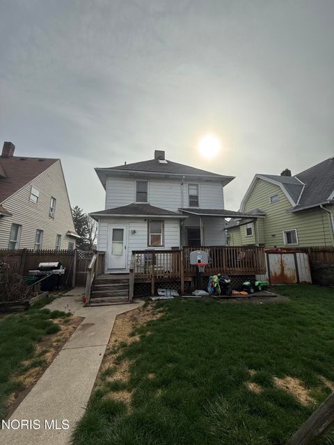 Tiny photo for 572 Yondota Street, Toledo, OH 43605 (MLS # 10005962)