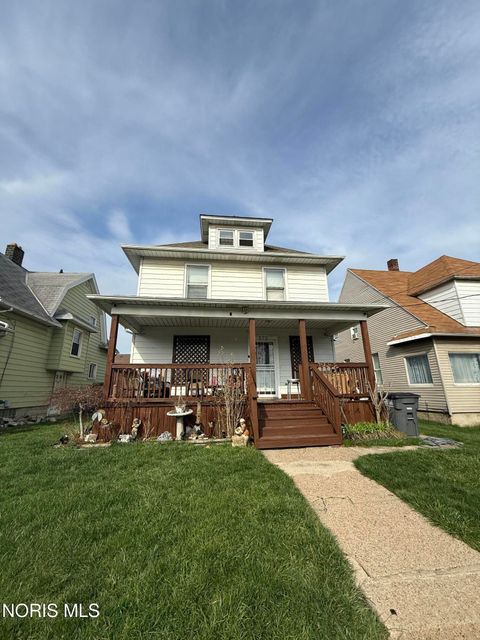 Photo of 572 Yondota Street, Toledo, OH 43605 (MLS # 10005962)