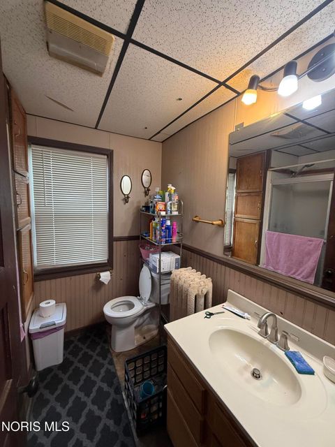 Tiny photo for 572 Yondota Street, Toledo, OH 43605 (MLS # 10005962)