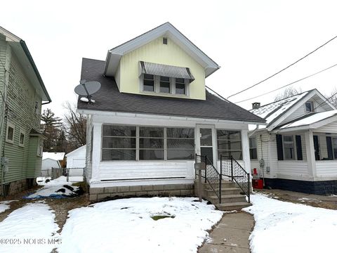 1822 Stahlwood Avenue Toledo OH 43613