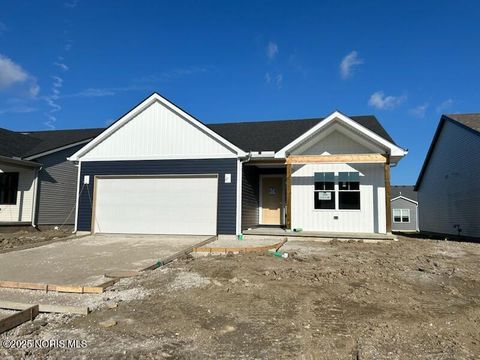 Photo of 5029 Easton Drive, Oregon, OH 43616 (MLS # 6135499)