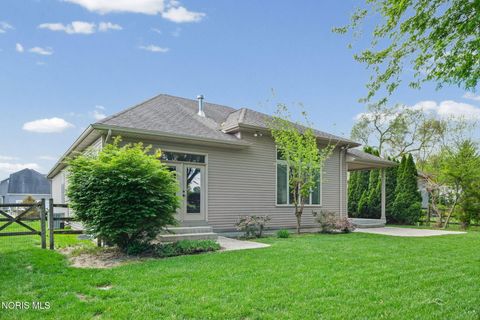 Tiny photo for 7522 Hickory Valley Drive, Maumee, OH 43537 (MLS # 10007905)