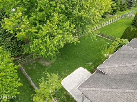 Tiny photo for 7522 Hickory Valley Drive, Maumee, OH 43537 (MLS # 10007905)