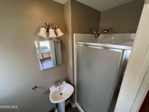 Tiny photo for 905 Corwin Street, Defiance, OH 43512 (MLS # 10004546)