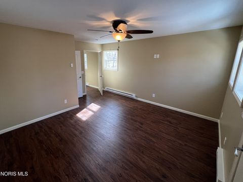 Tiny photo for 905 Corwin Street, Defiance, OH 43512 (MLS # 10004546)