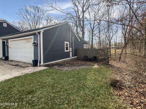 Tiny photo for 905 Corwin Street, Defiance, OH 43512 (MLS # 10004546)