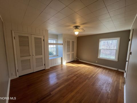 Tiny photo for 905 Corwin Street, Defiance, OH 43512 (MLS # 10004546)