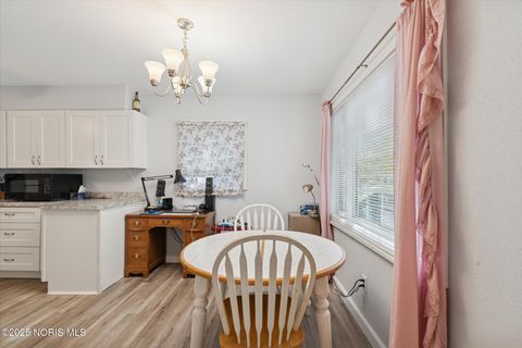 Tiny photo for 3512 Wyckliffe Parkway, Toledo, OH 43606 (MLS # 10000374)