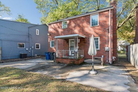 Tiny photo for 3512 Wyckliffe Parkway, Toledo, OH 43606 (MLS # 10000374)