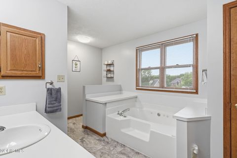 Tiny photo for 1408 Brook Lawn, Findlay, OH 45840 (MLS # 10009377)