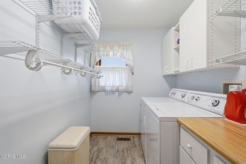 Tiny photo for 1408 Brook Lawn, Findlay, OH 45840 (MLS # 10009377)