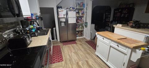 Tiny photo for 1214 Franklin Avenue, Fremont, OH 43420 (MLS # 10006371)