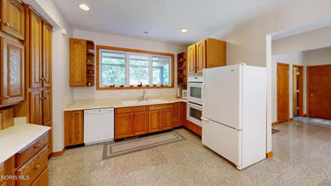 Tiny photo for 10239 W Bancroft Street, Holland, OH 43528 (MLS # 10011701)