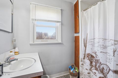 Tiny photo for 1444 E County Road 50, Tiffin, OH 44883 (MLS # 10006068)