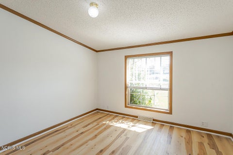 Tiny photo for 1174 Greystone Parkway, Toledo, OH 43615 (MLS # 10008792)
