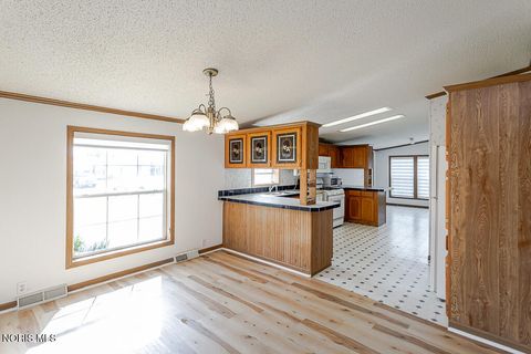 Tiny photo for 1174 Greystone Parkway, Toledo, OH 43615 (MLS # 10008792)