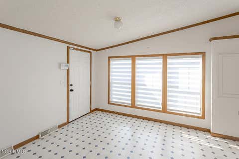 Tiny photo for 1174 Greystone Parkway, Toledo, OH 43615 (MLS # 10008792)