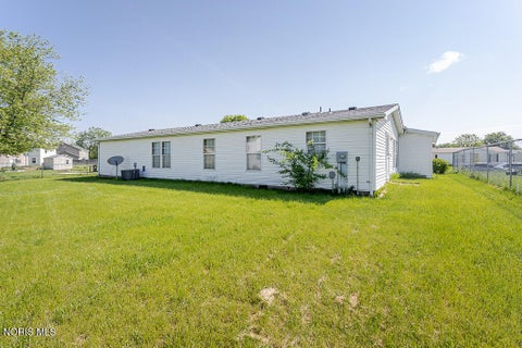 Tiny photo for 1174 Greystone Parkway, Toledo, OH 43615 (MLS # 10008792)