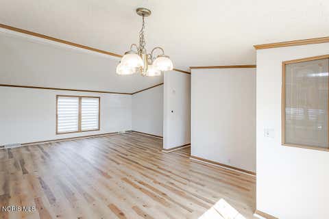 Tiny photo for 1174 Greystone Parkway, Toledo, OH 43615 (MLS # 10008792)