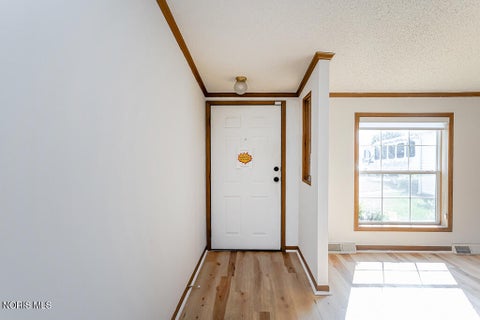 Tiny photo for 1174 Greystone Parkway, Toledo, OH 43615 (MLS # 10008792)