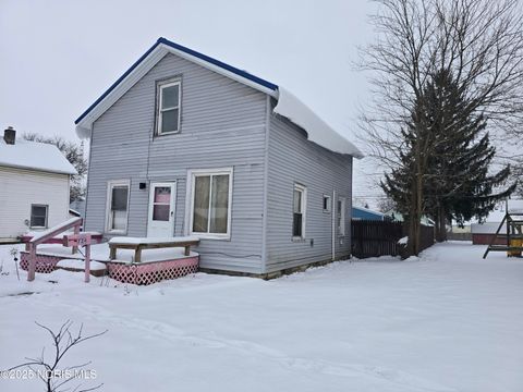Tiny photo for 724 S Main Street, Bryan, OH 43506 (MLS # 10002223)