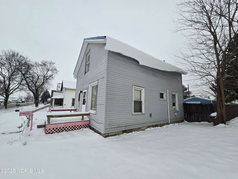 Tiny photo for 724 S Main Street, Bryan, OH 43506 (MLS # 10002223)