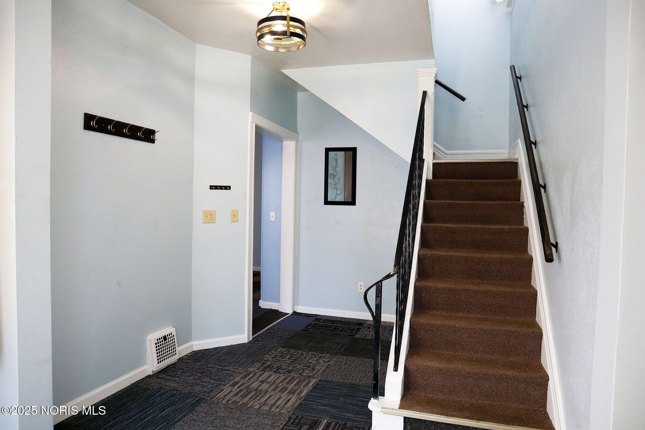 444 Raymer Boulevard