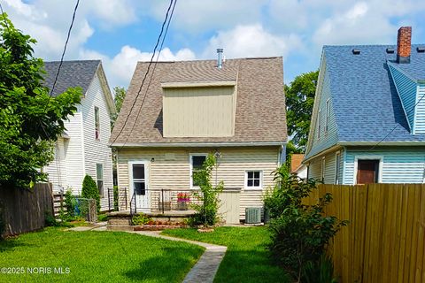 Tiny photo for 444 Raymer Boulevard, Toledo, OH 43605 (MLS # 10002000)