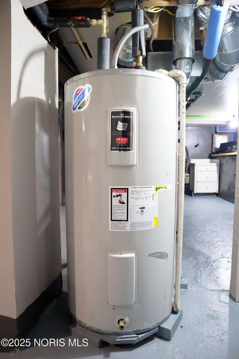 Tiny photo for 444 Raymer Boulevard, Toledo, OH 43605 (MLS # 10002000)