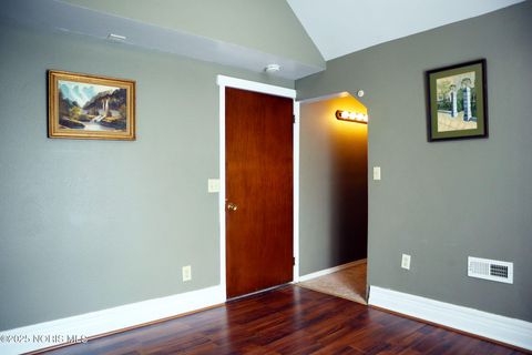 Tiny photo for 444 Raymer Boulevard, Toledo, OH 43605 (MLS # 10002000)