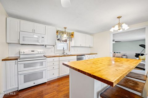 Tiny photo for 6902 State Route 12 St, Findlay, OH 45840 (MLS # 10006593)