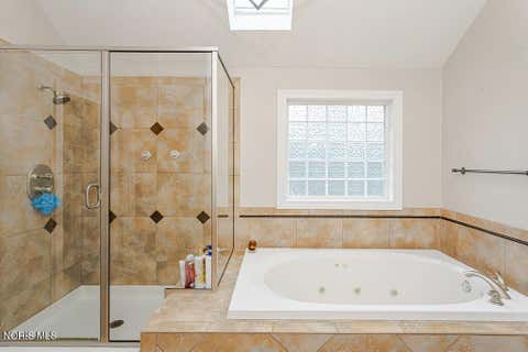Tiny photo for 4810 Farm Creek Lane, Sylvania, OH 43560 (MLS # 10011804)