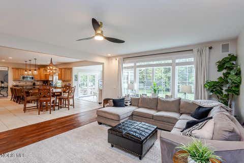 Tiny photo for 4810 Farm Creek Lane, Sylvania, OH 43560 (MLS # 10011804)
