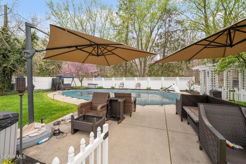 Tiny photo for 10906 Springbrook Court, Whitehouse, OH 43571 (MLS # 10006602)