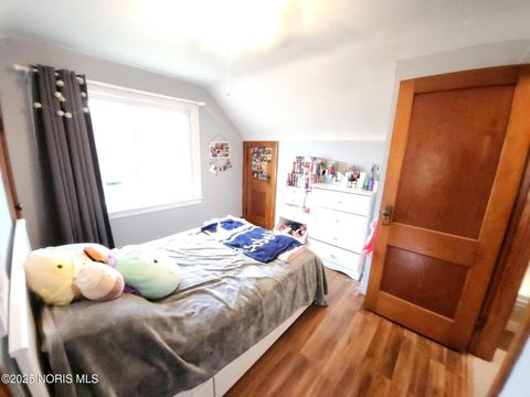 Tiny photo for 442 Union Court, Fostoria, OH 44830 (MLS # 10000589)