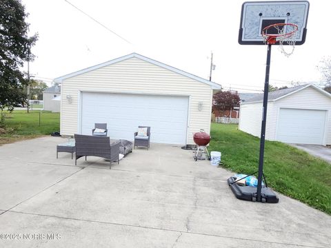 Tiny photo for 442 Union Court, Fostoria, OH 44830 (MLS # 10000589)