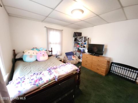 Tiny photo for 442 Union Court, Fostoria, OH 44830 (MLS # 10000589)