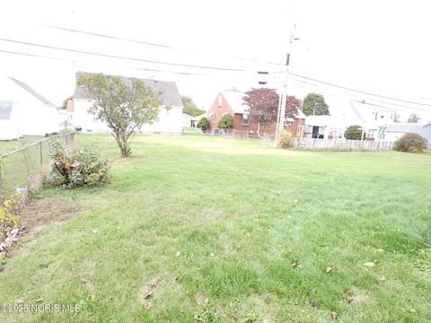 Tiny photo for 442 Union Court, Fostoria, OH 44830 (MLS # 10000589)