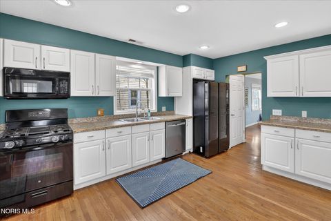 Tiny photo for 5508 Mclain Drive, Sylvania, OH 43560 (MLS # 10005979)