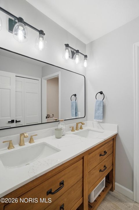 Tiny photo for 7350 Whispering Oak Drive, Sylvania, OH 43560 (MLS # 10002937)