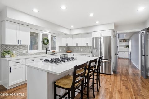 Tiny photo for 7350 Whispering Oak Drive, Sylvania, OH 43560 (MLS # 10002937)