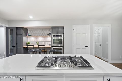 Tiny photo for 7350 Whispering Oak Drive, Sylvania, OH 43560 (MLS # 10002937)