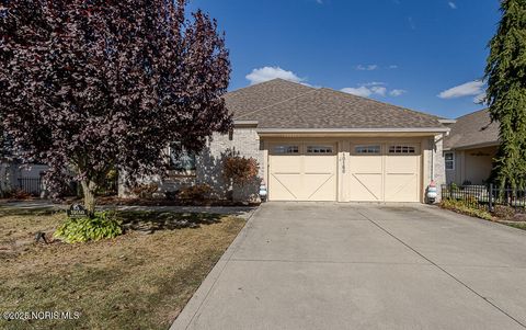 Photo of 10160 Blue Creek South, Whitehouse, OH 43571 (MLS # 10000349)