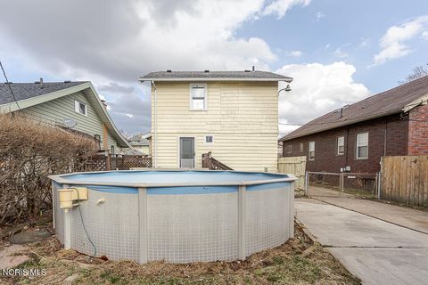 Tiny photo for 4119 N Haven Avenue, Toledo, OH 43612 (MLS # 10005064)
