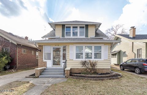 Tiny photo for 4119 N Haven Avenue, Toledo, OH 43612 (MLS # 10005064)