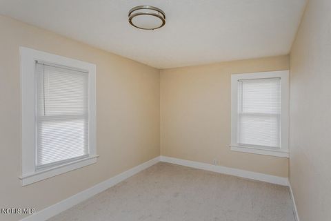 Tiny photo for 4119 N Haven Avenue, Toledo, OH 43612 (MLS # 10005064)