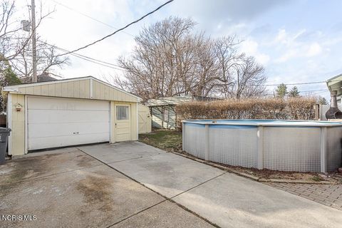 Tiny photo for 4119 N Haven Avenue, Toledo, OH 43612 (MLS # 10005064)