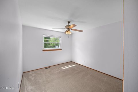 Tiny photo for 333 Danesmoor Road, Holland, OH 43528 (MLS # 10009988)