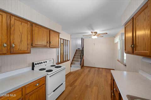 Tiny photo for 333 Danesmoor Road, Holland, OH 43528 (MLS # 10009988)
